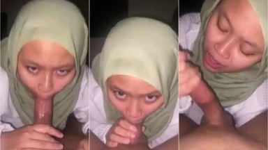 Bokep Indo Wanita Jilbab Hijau Menghisap Kemaluan Pacarnya - Bokep Indo - Indo18