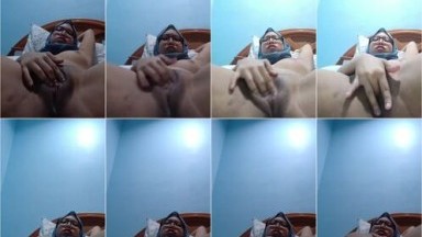 Bokep Indo - Bokep Hijab- Hijab Kacamata Memeknya Kemasukan Semut Makanya Gatel - Bokephd