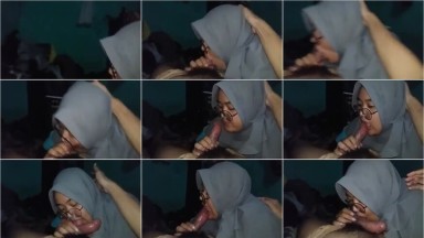 Bokep Jilbab - Mahasiswi Jilbab Chubby Kacamata Nyepong - Bokephd