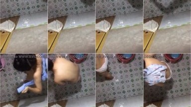 Bokep Indo Ngintip Tetangga Kos Lagi Pipis - Xvideos