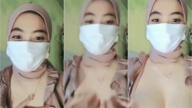 Bokep Indo Indo-Ainun Jilbab Cantik Binal Pamer Tete - PasarBokep