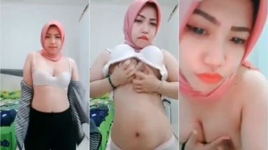 Bokep Indo Tante Mamah Muda Hijabers Pink Pengocok Meki Yang Handal - Asupan Bokep