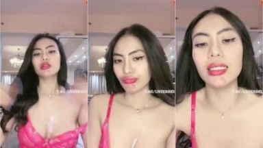 Ebot Goyang Binal Striptis Uting Coklat Nongol Host Cakep - Avtub Simontok