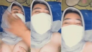 Bokeb Indo Jilbab Abu2 Toket Gede Memek Sempit - Bokebi Simontok